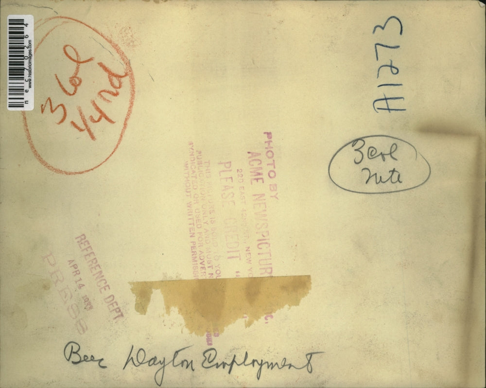 1932 Press Photo Crowds of Cleveland workers at Beec Dayton plant - nec70264