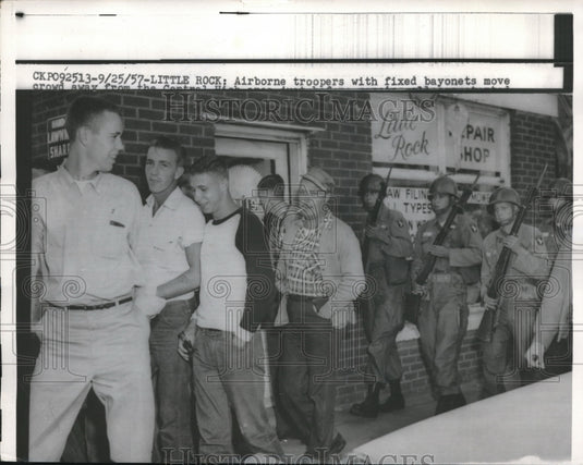 1957 Press Photo Elliott Growe feeding troy on his Paradise ranch - nec70280