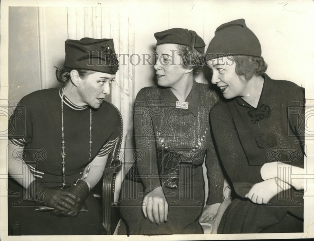 Press Photo Mrs Rbt La Follette,Mrs R Stephenson, Mr sH Hopkins - nec70307