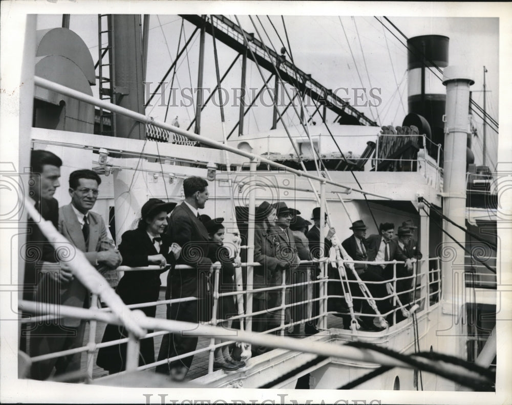 1941 Press Photo Jersey City, NJ Export liner Siboney &amp; passengers on deck- Historic Images