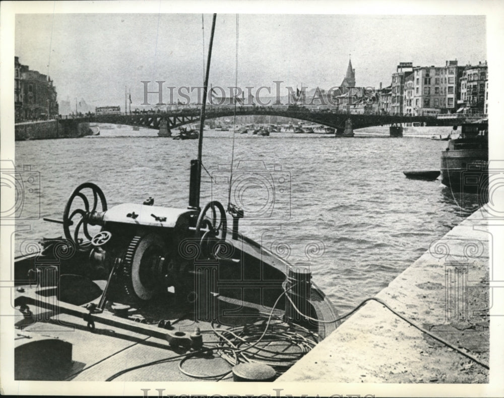 1940 Press Photo Liege, Belgium Meuse river as seen from a boat - nec70504