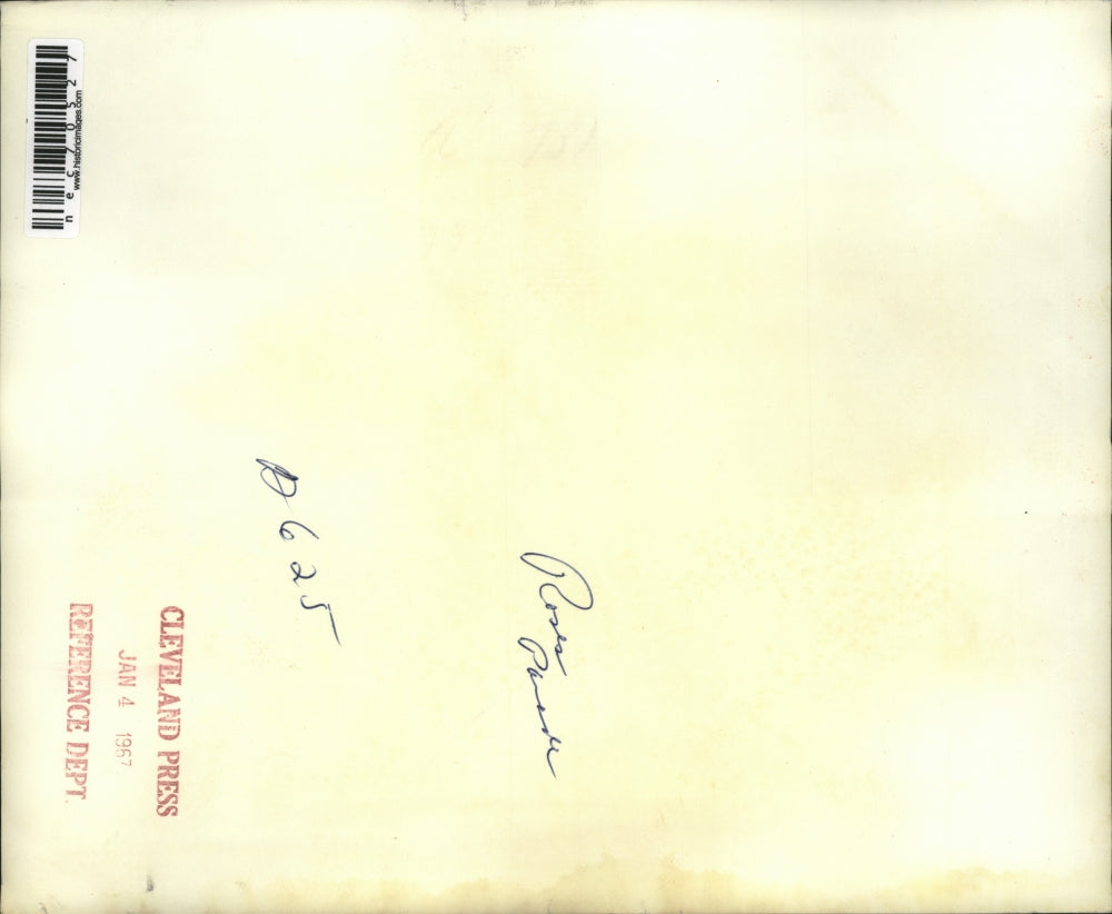 1967 Press Photo Pasadena, Calif Rose Parade Natl trophy winner from St Louis