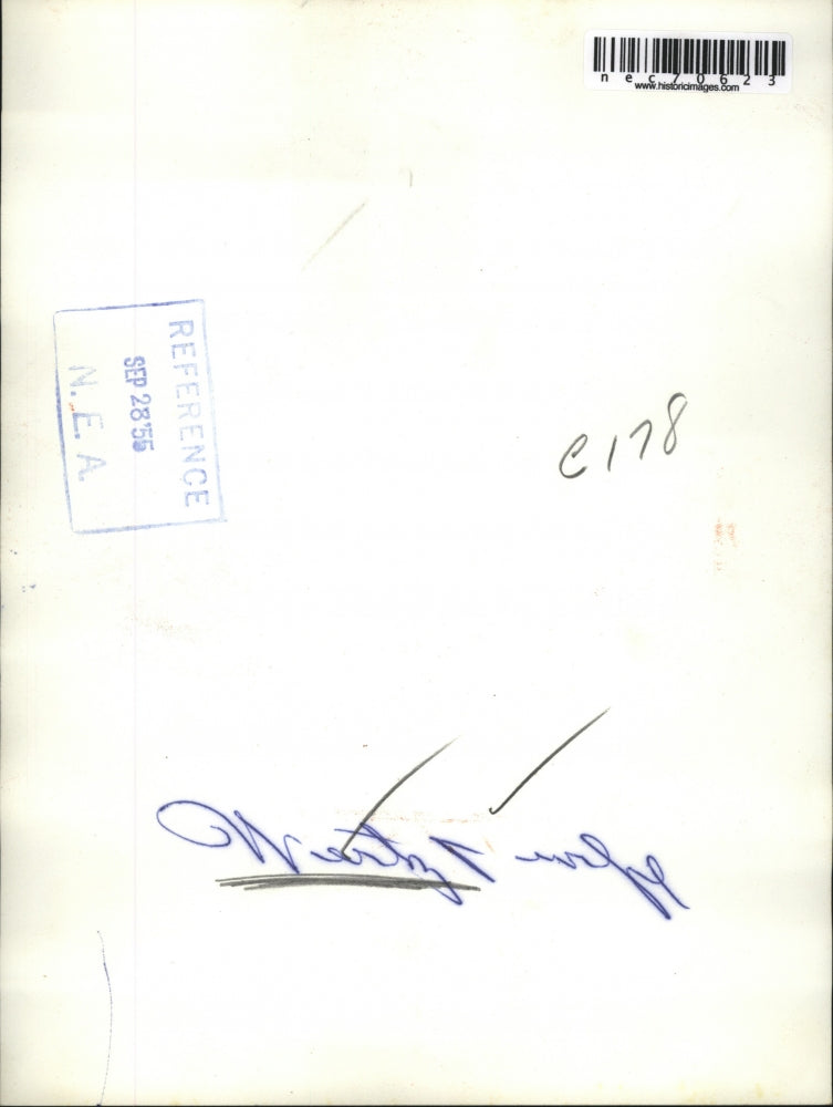 1955 Press Photo Mr Wertz & his wife as he sits in a wheelchair - nec70623