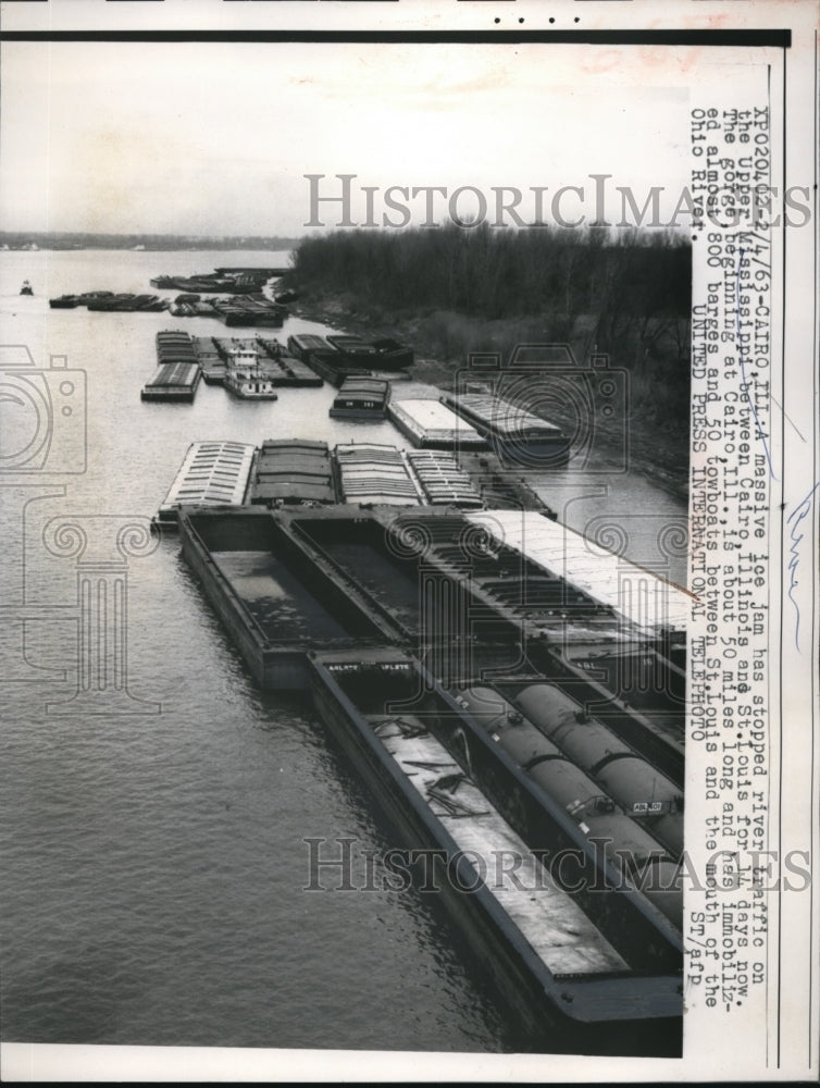 1963 Press Photo Cairo, Ill ice jam causes barges to halt on Mississippi river