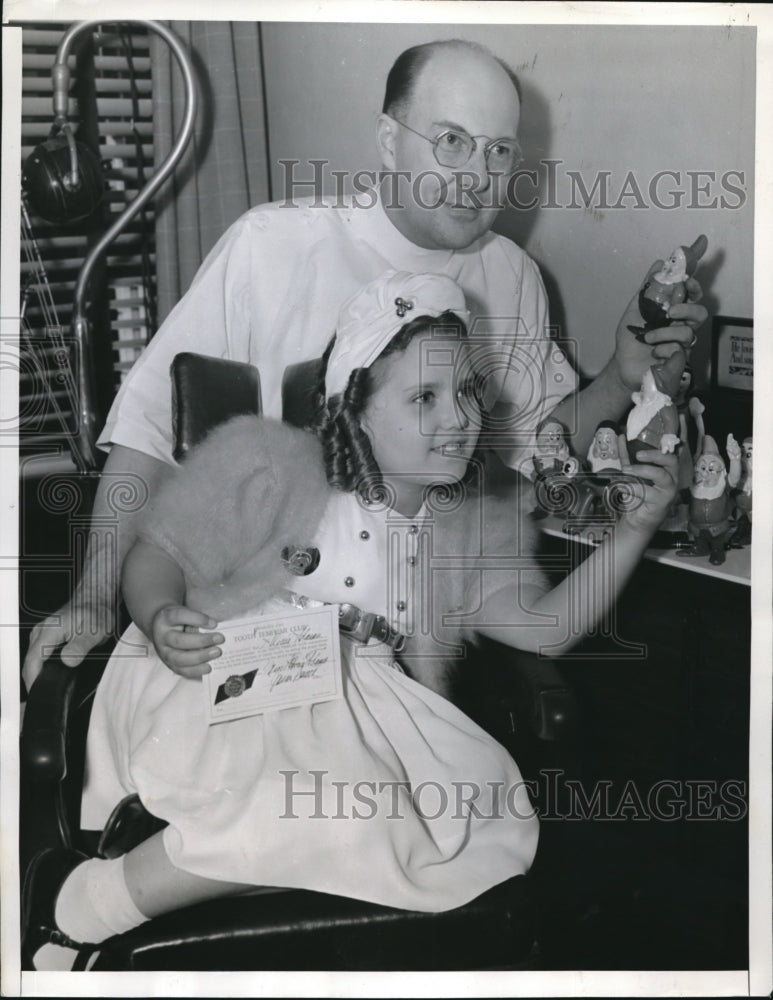 1940 Press Photo LA, Calif Dr Robert Borland & Alice Adams at Dental check