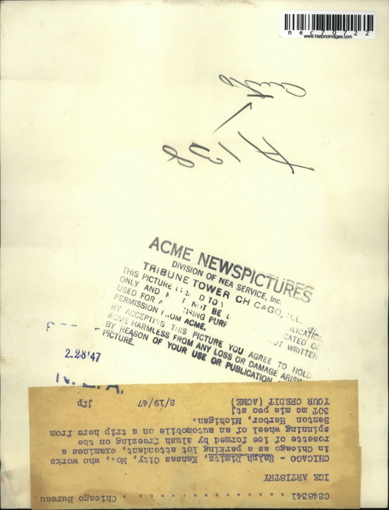 1947 Press Photo Chicago Ralph Dimitz & ice rosettes on wheels of an auto