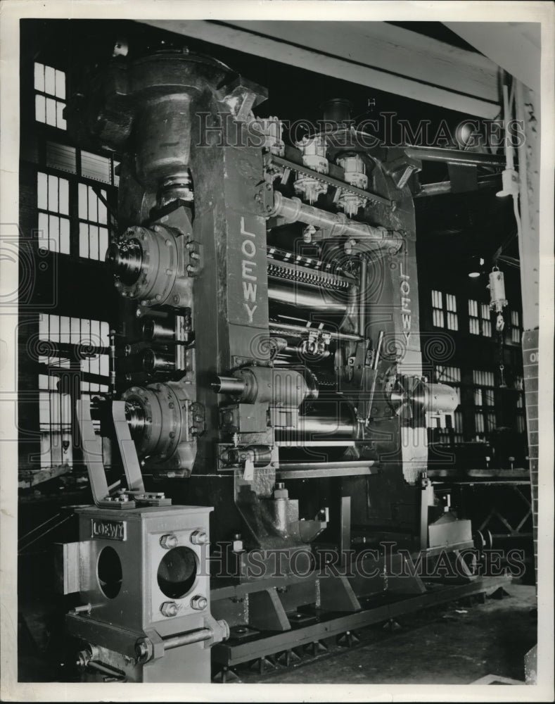 1958 Press Photo Kaiser Aluminum & Chemical Co new rolling mills