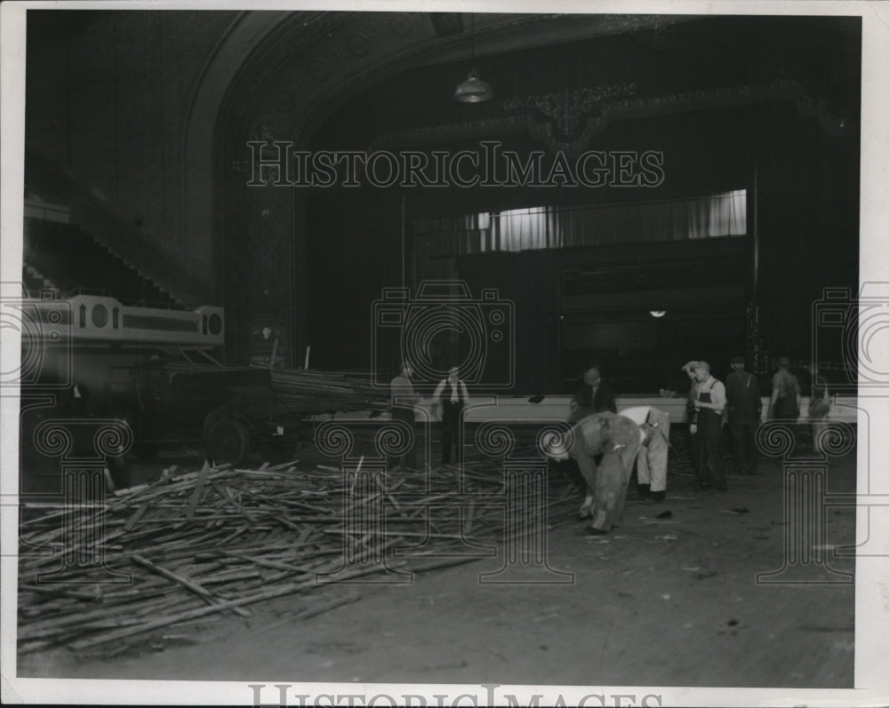 1936 Press Photo Cleveland Rubber Hall being prepped for GOP convention