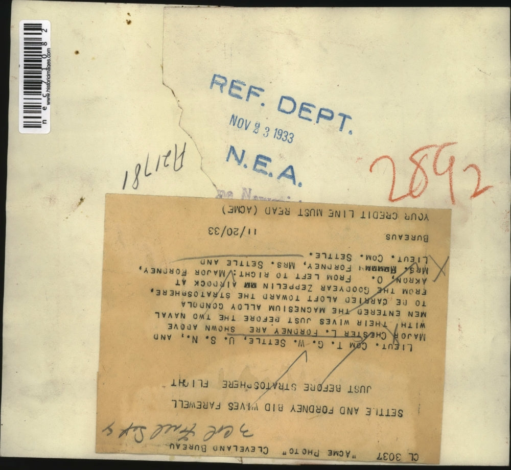 1933 Press Photo Lt Cmdr Settle, Maj CL Fordney & wifes before a flight