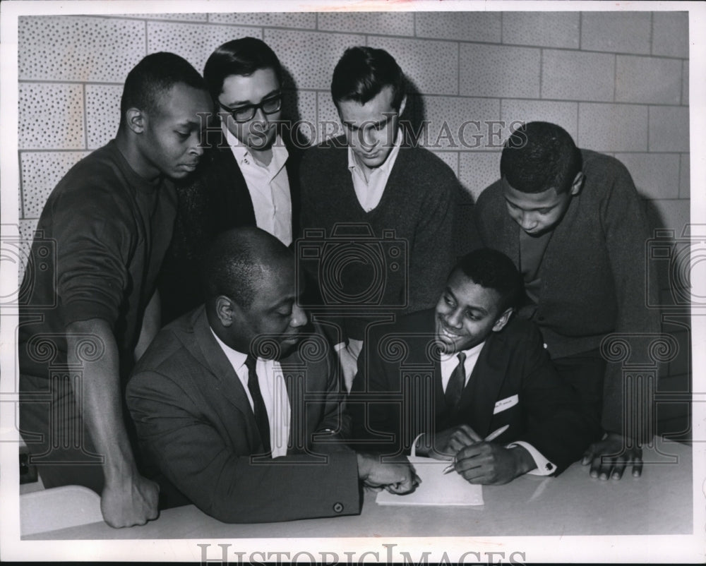 1967 Press Photo Patrolman Fed Bolden & Son Allen at John F. Kennedy High