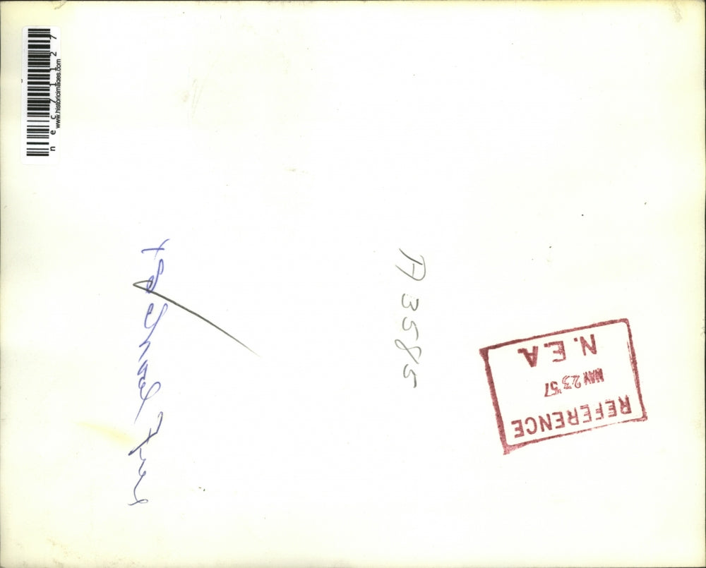 1957 Press Photo Unidentified Student Body is carried From Flat Rock School