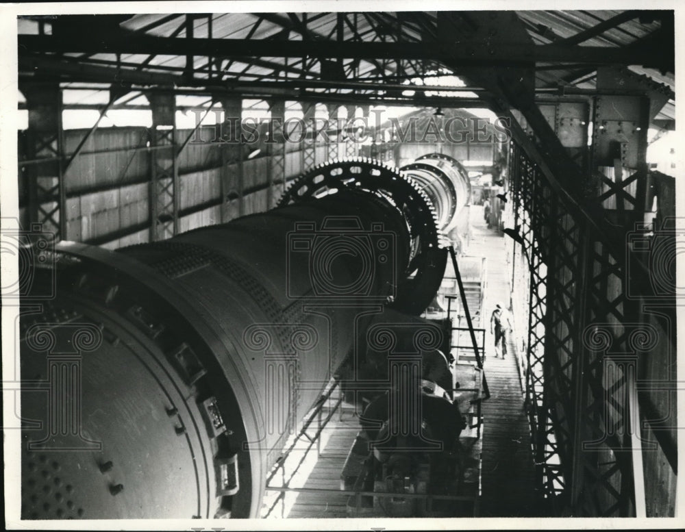 1940 Press Photo Rotating Kiln at Cuban-American Manganese Corporation