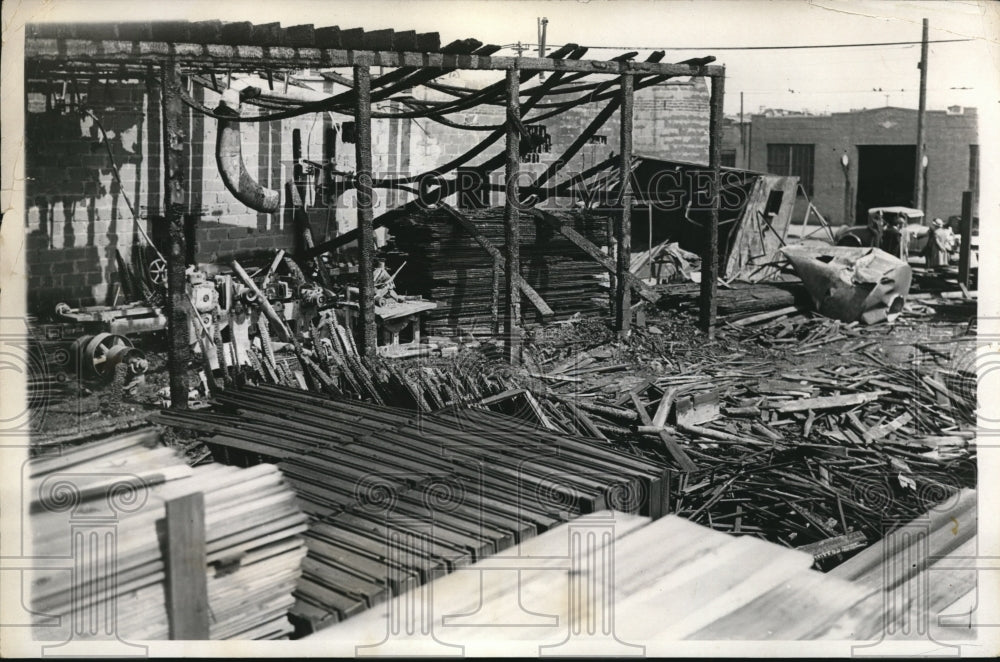 1932 Press Photo K. N. K. Woodworking Company in Brooklyn damaged by fire