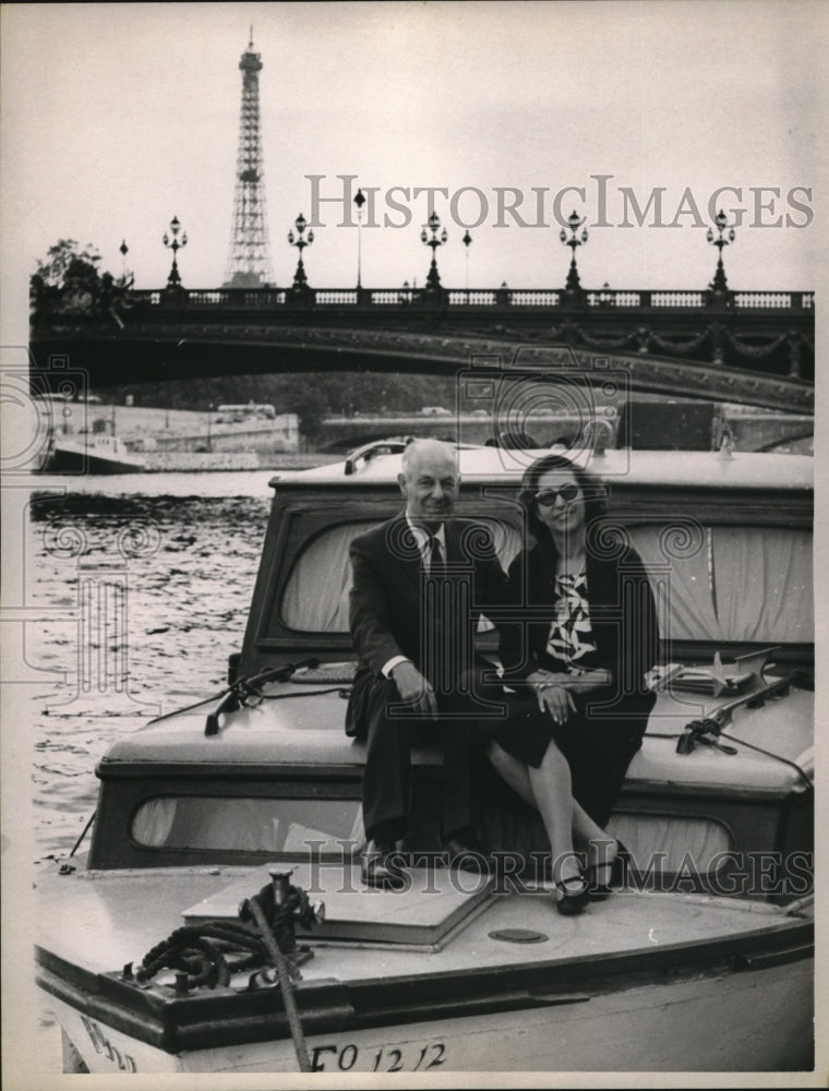1964 Press Photo Chicago-Born Engineer Robert Walder with Wife Marguarita