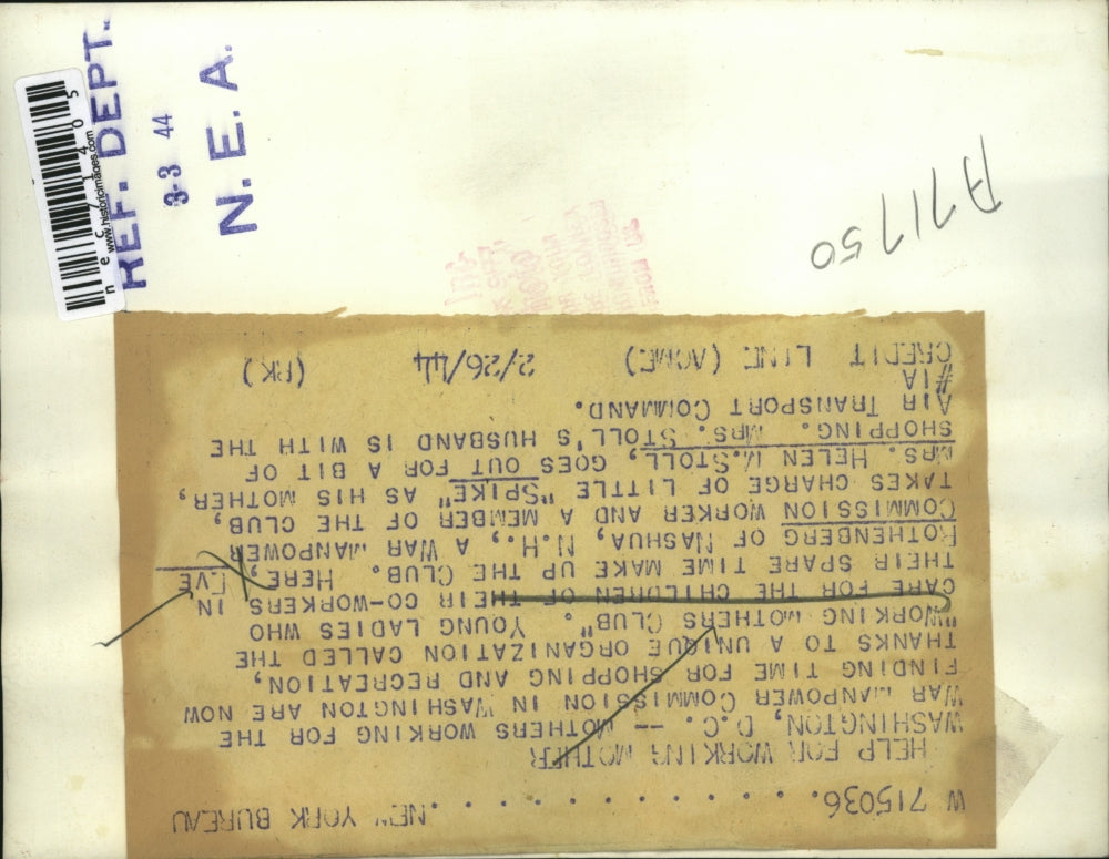 1944 Press Photo Wash DC Working Moms Club, Eve Rothenberg & a baby