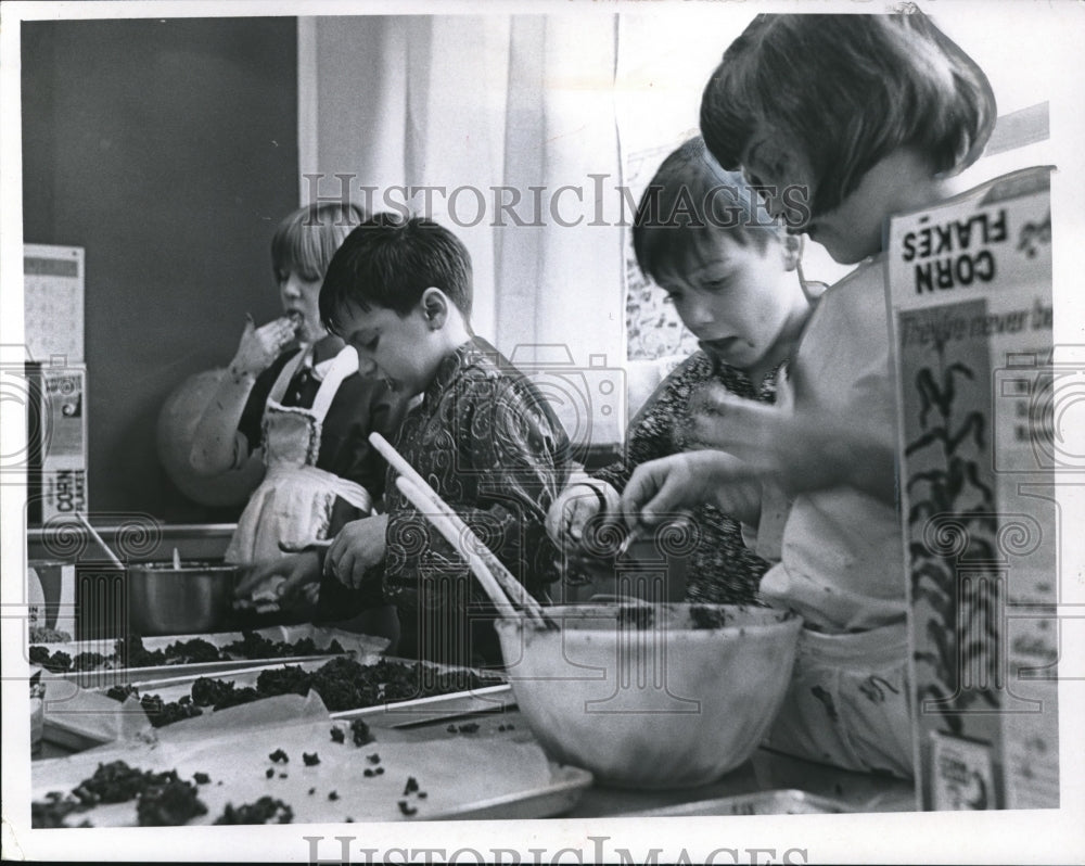 1967 Press Photo Wickliffe Elementary, P. Springer, V. Mancisio, S. Sabbath- Historic Images