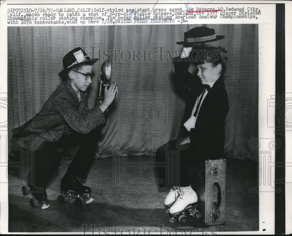 1957 Press Photo Joe Navarro & Vickie Spihers at Roller Skating Championship