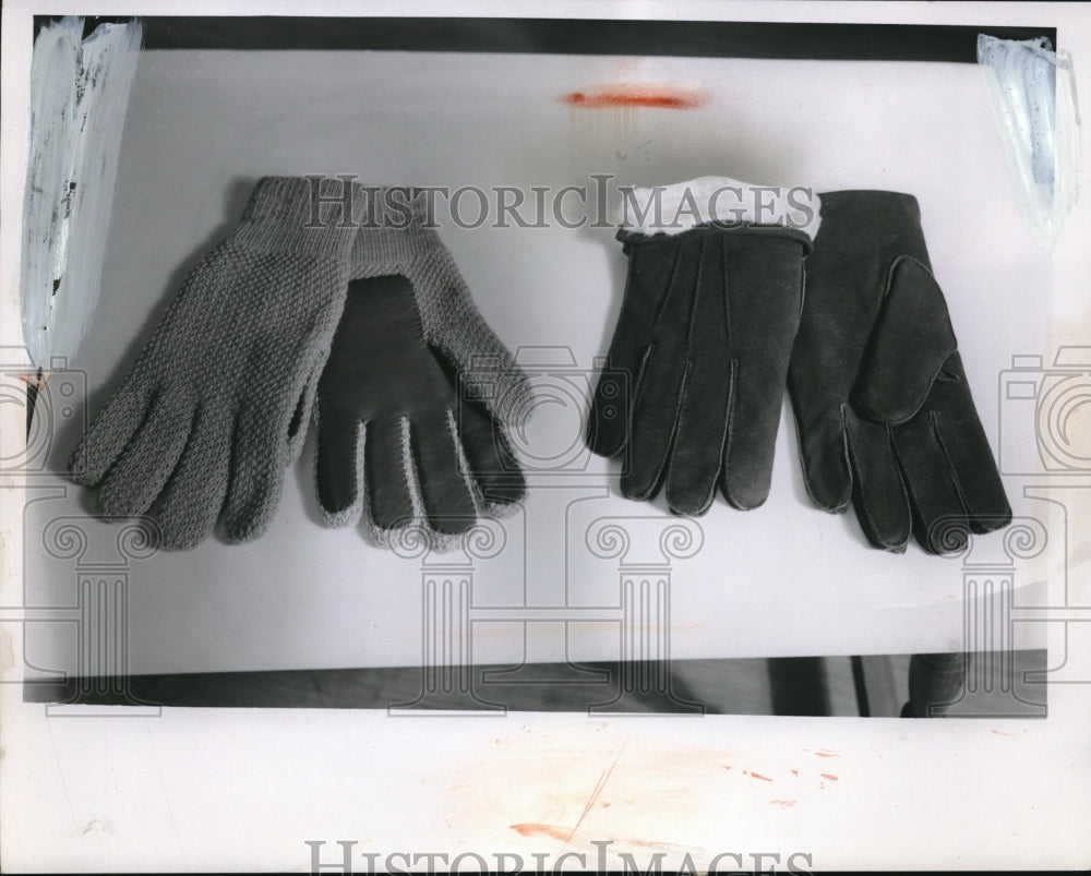1955 Press Photo Fur-Line Suede Gloves and Knit Driving Gloves