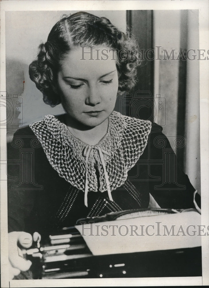 1938 Press Photo Miss Virginia Walters of Kansas City, Mo, boss gave bogus check
