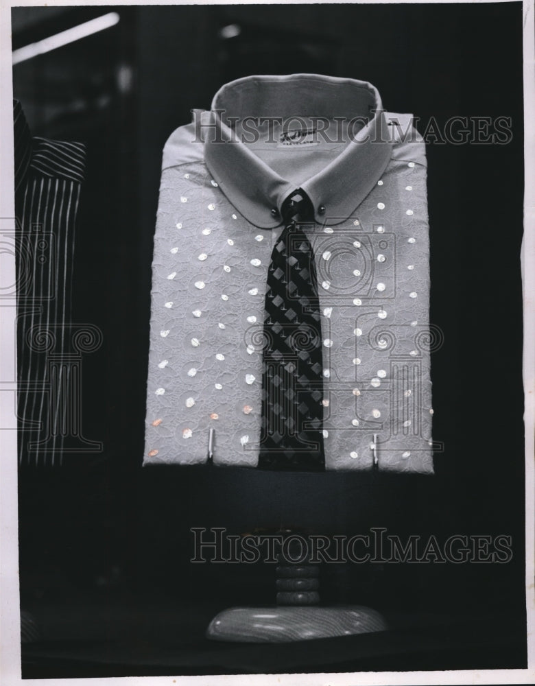 Load image into Gallery viewer, 1955 Press Photo Embroidered front mens broadcloth shirt &amp; tie
