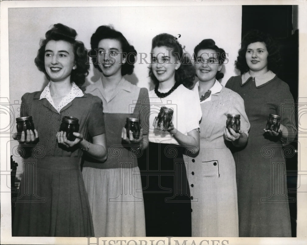 1943 Press Photo Chicago, Natl 4-H N McNally,MO Joseph, M Gould