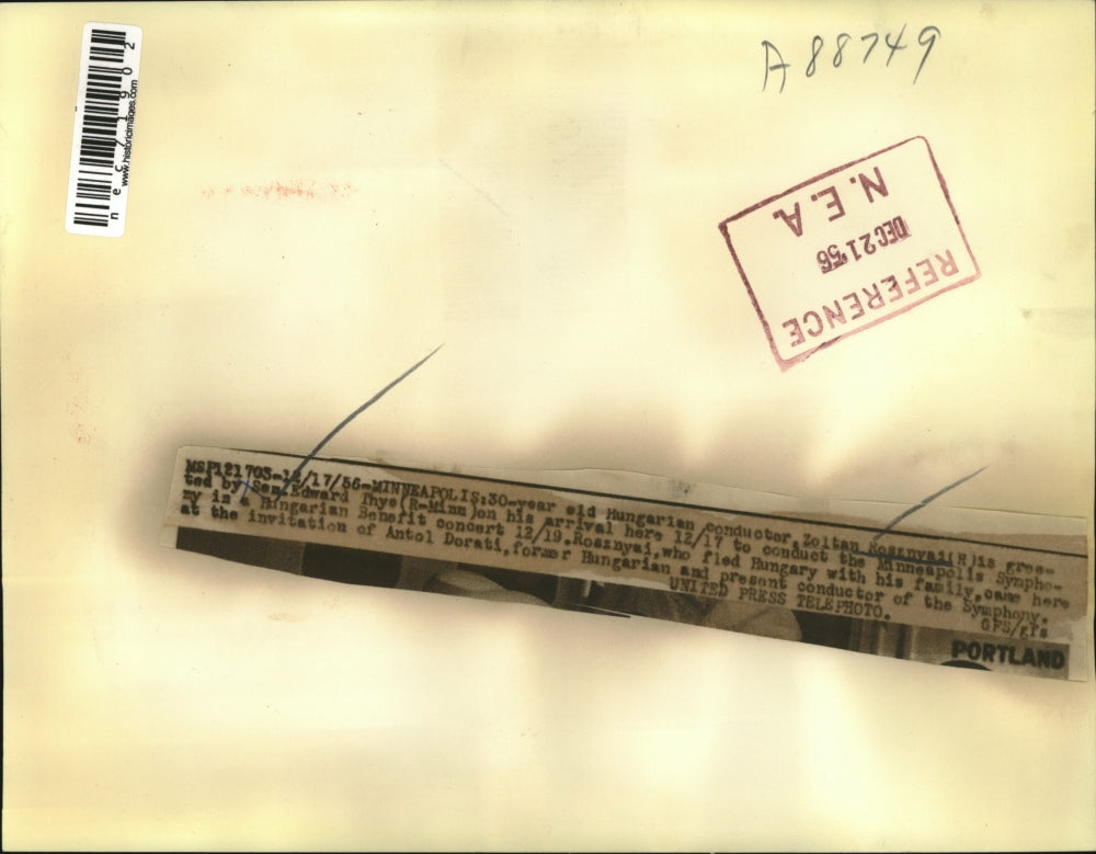 1959 Press Photo Minneapolis Conductor Zoltan Rozenvali& Sen Ed Thye