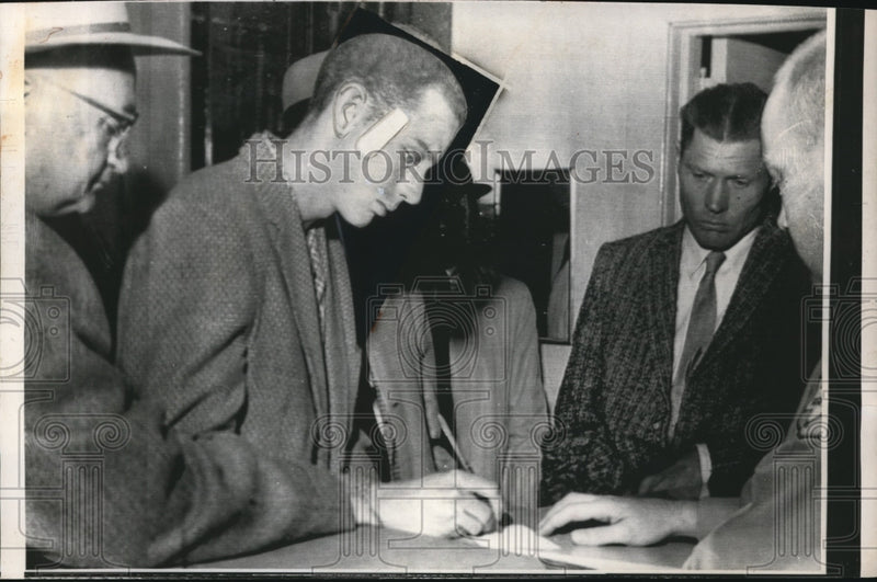 Load image into Gallery viewer, 1961 Press Photo Greeley, Colo Duane Harms charged with manslaughter

