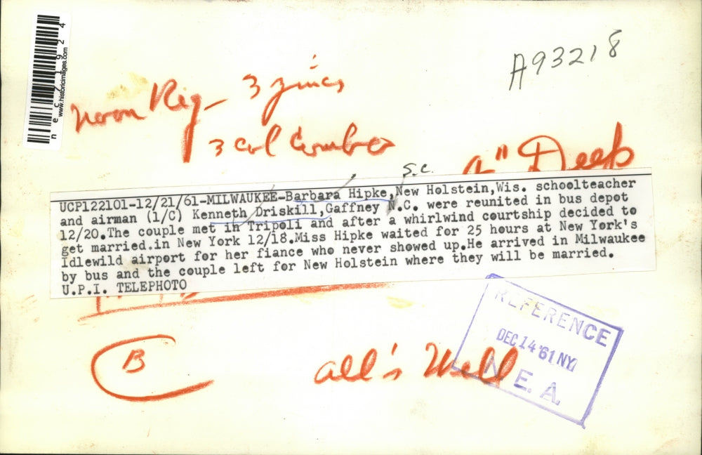 1961 Press Photo Milwaukee, Wis Barb Hipke teacher & airman Ken Driskill