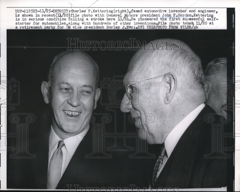 Load image into Gallery viewer, 1958 Press Photo Inventor Charles F. Kettering with GE Motors Pres. John Gordon
