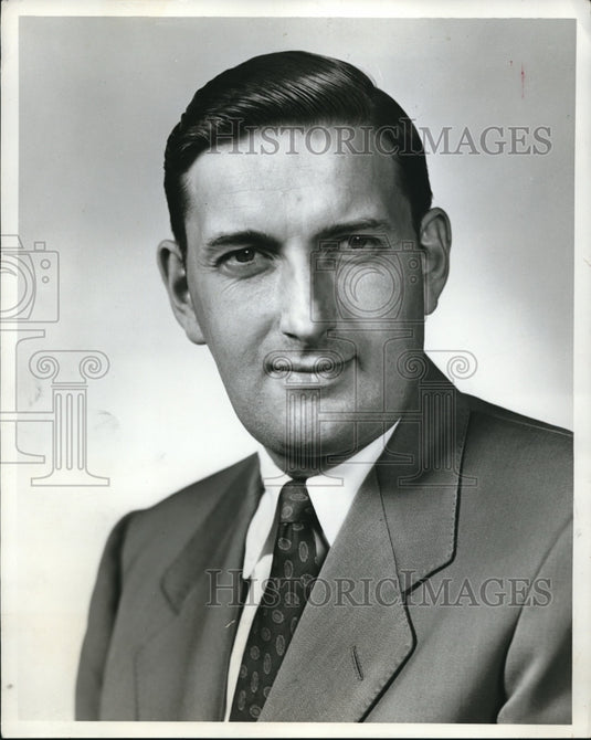 1954 Press Photo EH Sonnecker, mgr of consumer research, Ford Motor Co