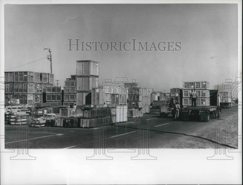 Load image into Gallery viewer, 1966 Press Photo Sacramento, Cal trucks loaded for shipment to S Vietnam
