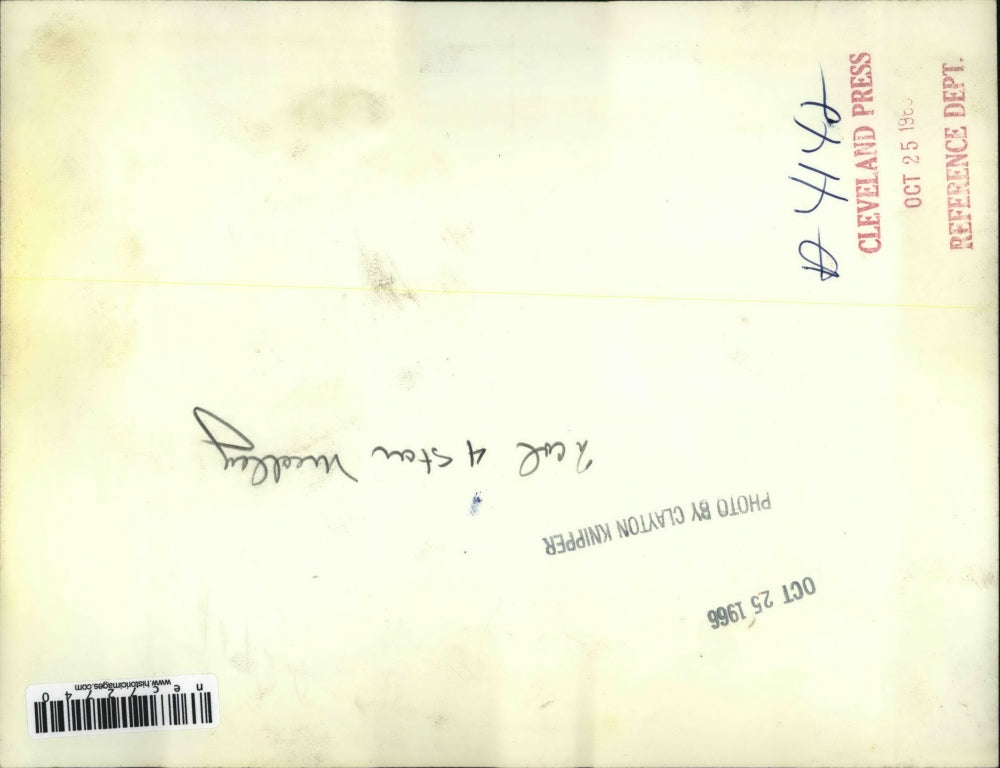 1966 Press Photo - nec72740