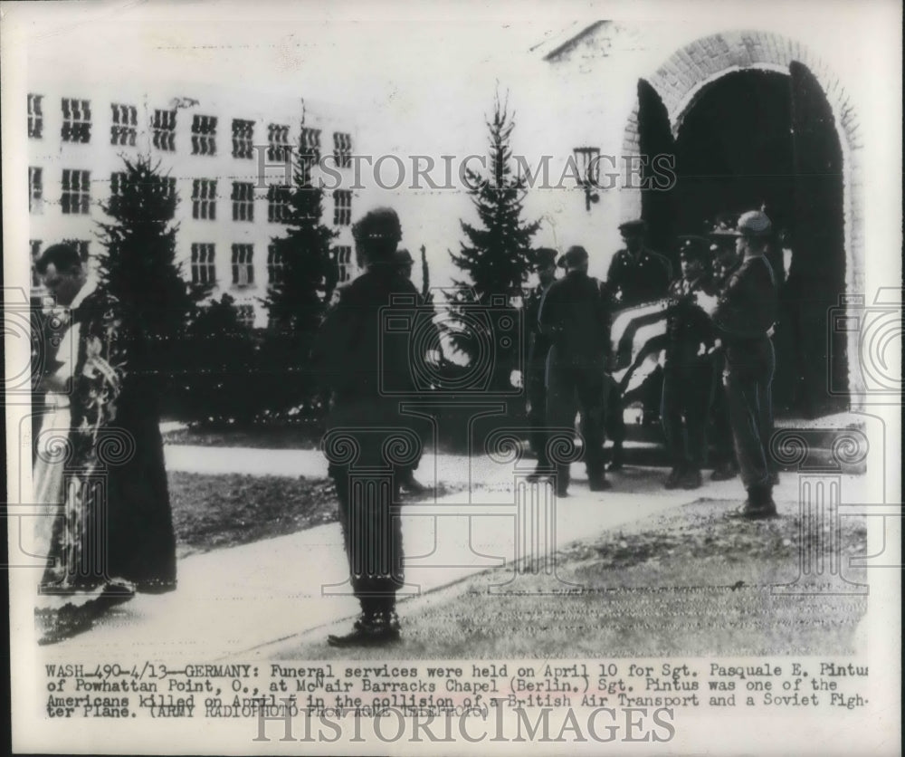 1948 Press Photo Germany funeral services for Sgt Pasquale Pintu at McNair chape