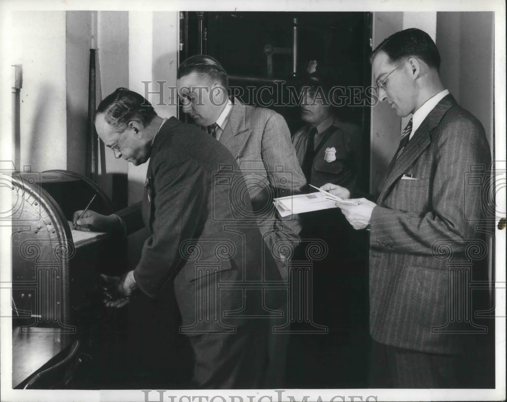 1940 Press Photo USDA Crop Reporting Board in DC