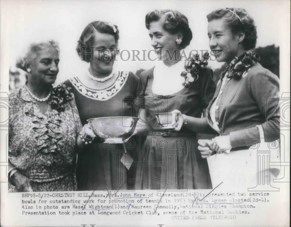 1953 Press Photo Mrs. John More, Mrs. Lyman Olmsted, Hazel Wightman, M. Connolly