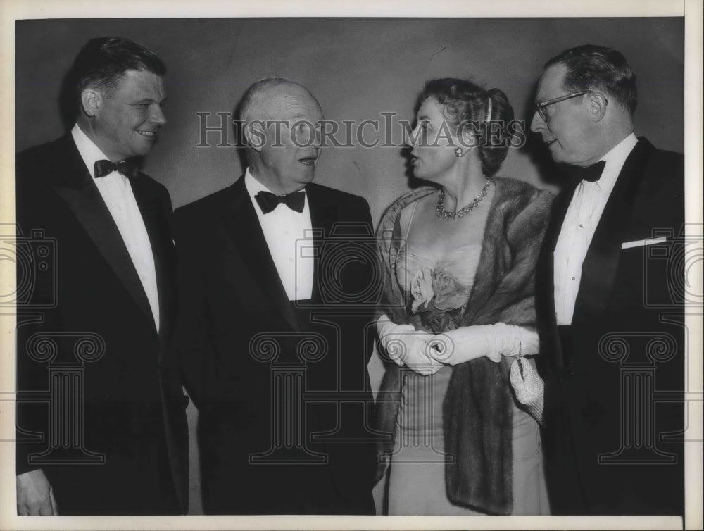 1959 Press Photo DC Pres Eisenhower, Sen TB Morton, CB Williams