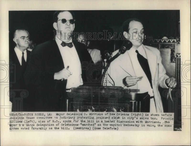 Load image into Gallery viewer, 1948 Press Photo Baton Rouge, La Mayor Morrison, F Williams at LA legislature
