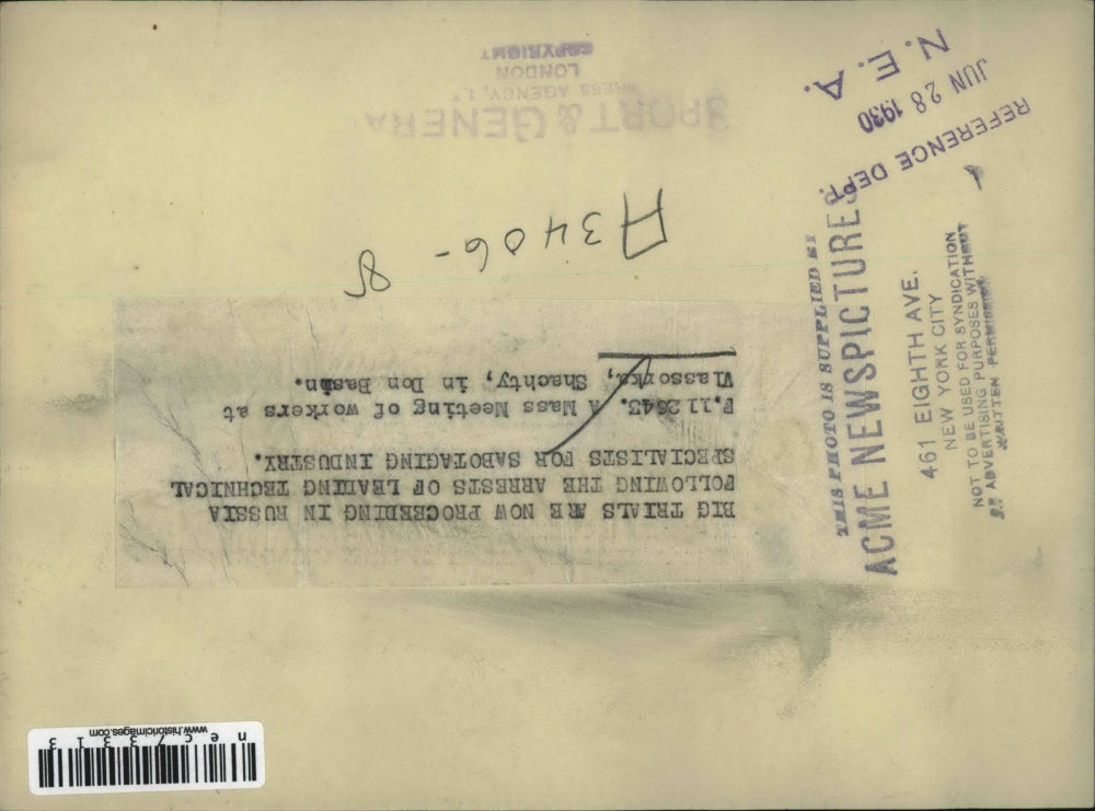 1930 Press Photo Crowd of workers at Vlassouka, Schachty in Don Basin