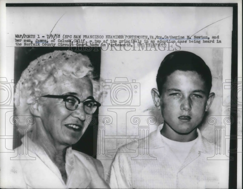 Load image into Gallery viewer, 1958 Press Photo Mrs. Catherine Newton &amp; son, James, in adoption case
