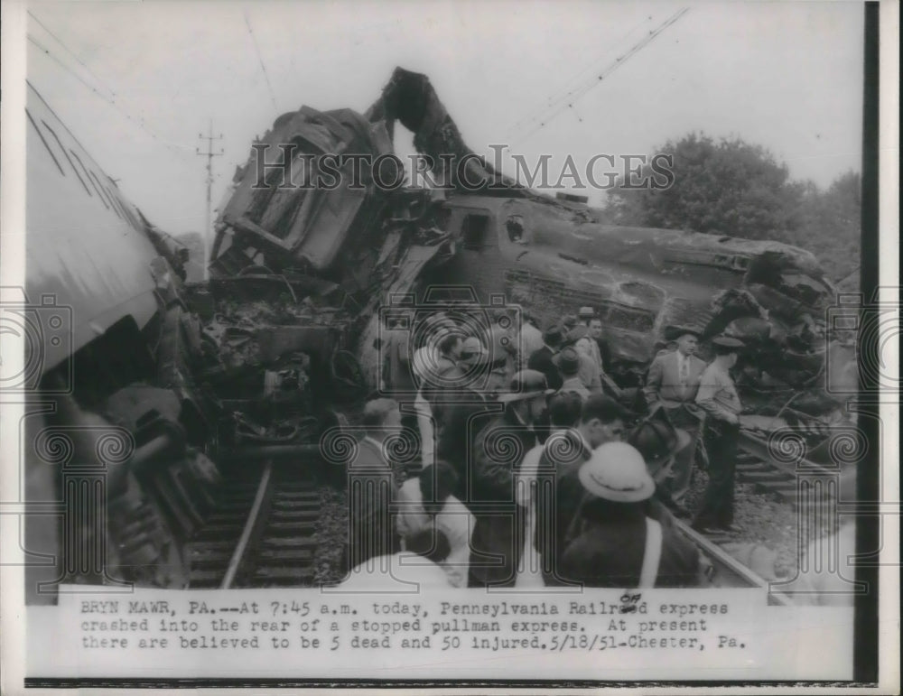 1951 Press Photo Bryn Mawr, Pa Penn RR train crashed into Pullman express