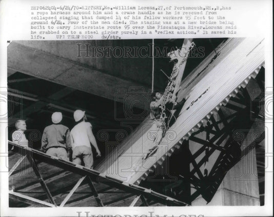 1970 Press Photo Kitsery,Ma Wm Lorens rescued from collapsed bldg