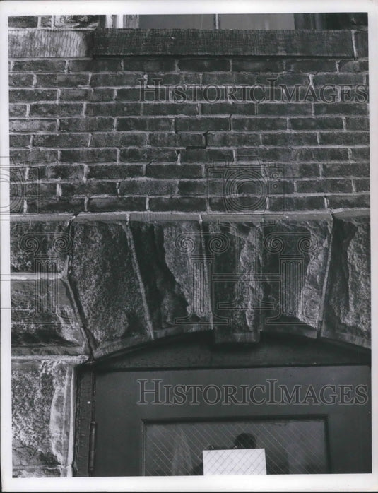 1965 Press Photo A crack in a wall of Buhrer School project in Cleveland