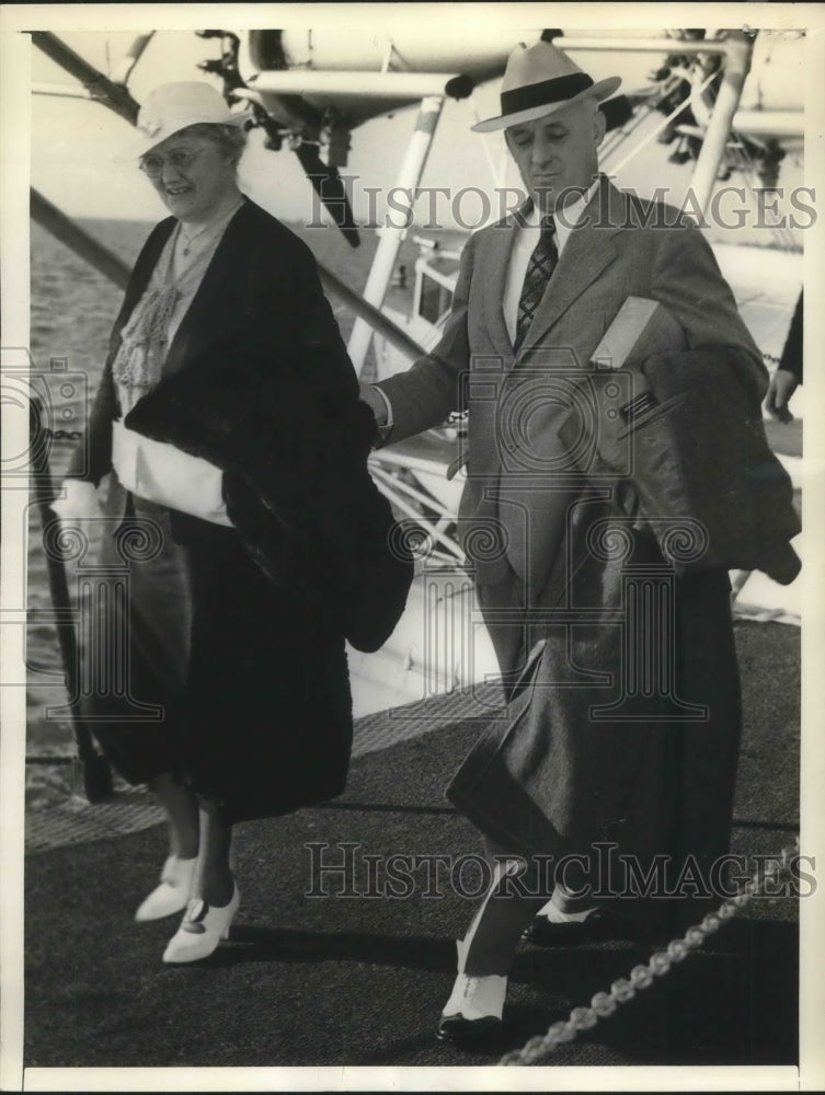 1937 Press Photo Miami, Fla Mr & Mrs Aleck MacCutcheon pres of Engineer Instit.