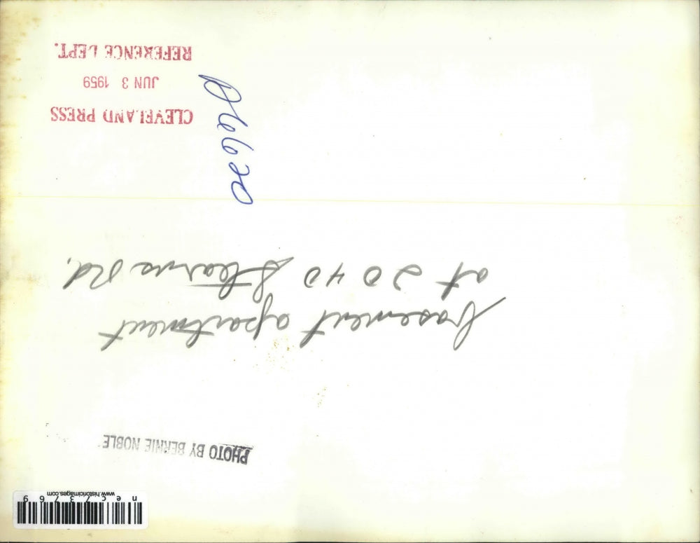 1959 Press Photo Basement apartment at 2040 Stearns Rd in Cleveland