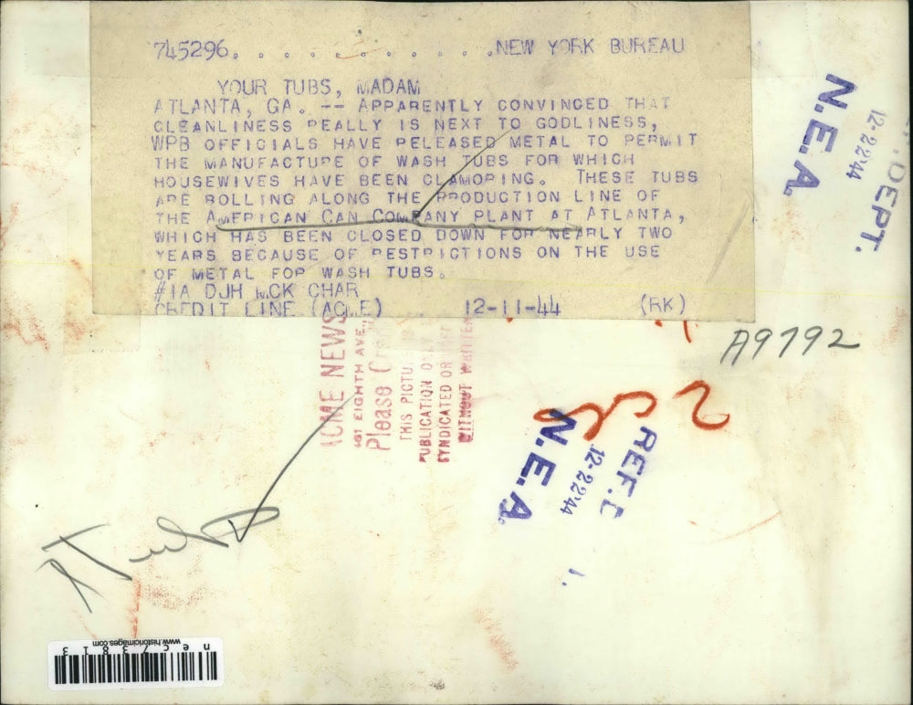 1944 Press Photo WPB officials as American Can Company plant in Atlanta