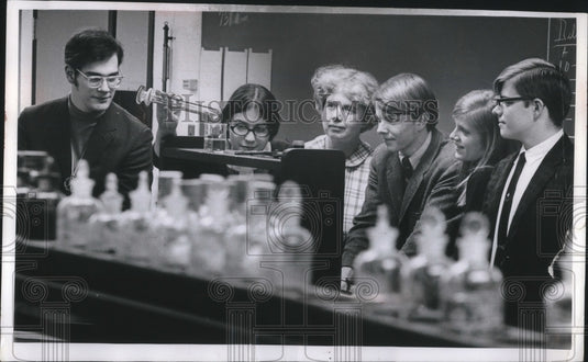 1963 Press Photo Shaker Hts HS R Traub,V Robinson,Mrs K Knox,J Kline - nec73819