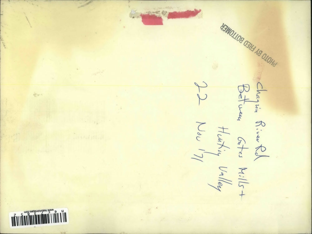 Press Photo Chagnin River Rd sign for No Hunting in Ohio - nec73852