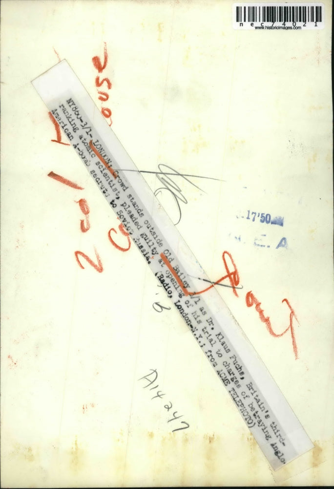 1950 Press Photo London, Crowd at the Old Bailey for Dr Klaus Fuchs trial