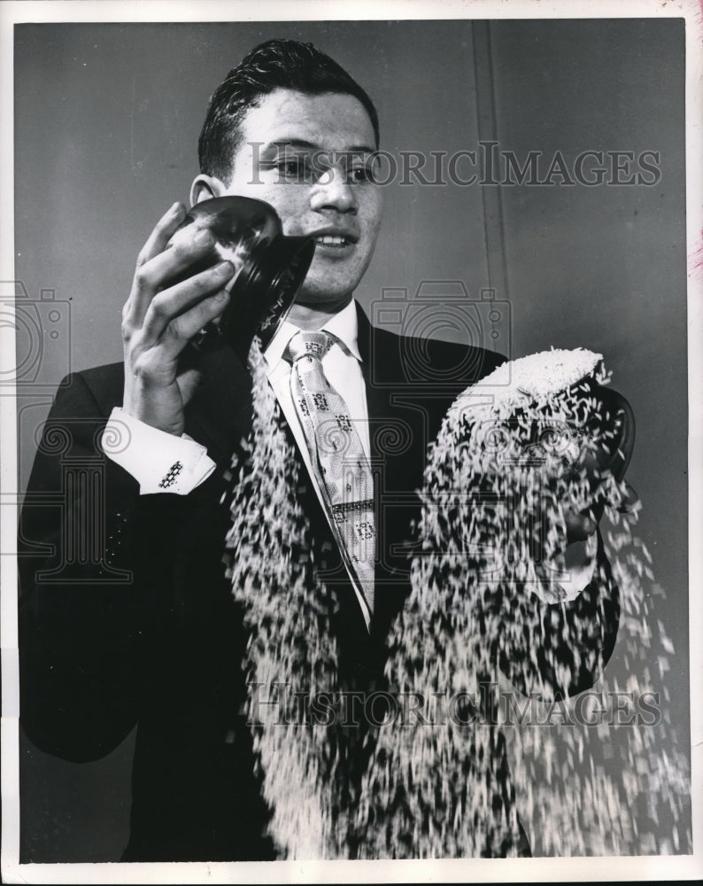 1957 Press Photo Jack Glickman with Bible Magic
