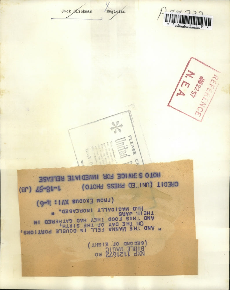 1957 Press Photo Jack Glickman with Bible Magic